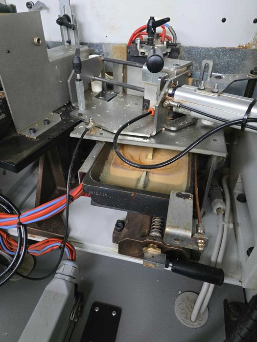 Briaunų laminavimo staklės Biesse 420