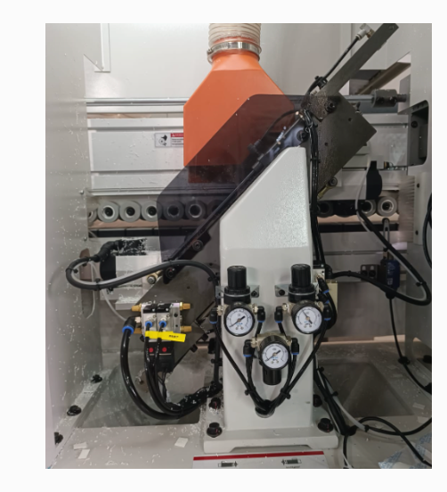 Briaunų laminavimo staklės HOLD HD621 EVA ir PUR - Industry Solutions