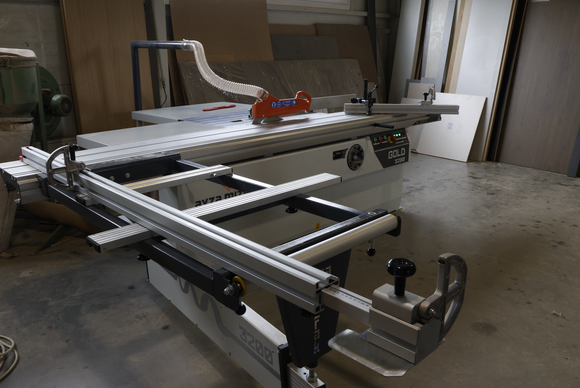 Formatinio pjovimo staklės Gold 3200 - Industry Solutions