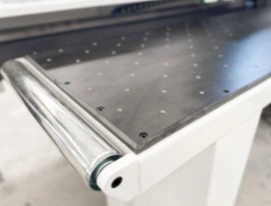 6-pusių CNC gręžimo centras Hold HB621GH6 (frezavimas su įrankių keitimu)