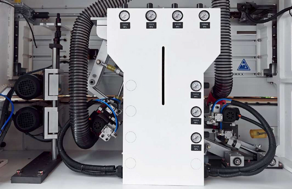 Briaunų laminavimo staklės IMAI NC320 Full Servo