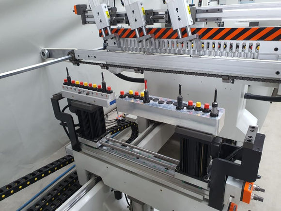 Daugiašpindelinės gręžimo staklės Expert L3 - Industry Solutions