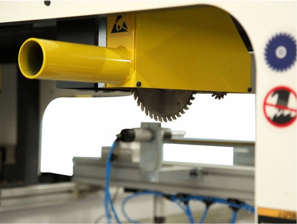 Durų formatinio apipjovimo staklės Quattro