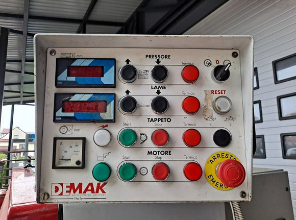 Daugiapjūklės staklės Demak 400