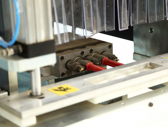 Vyrių ir spynų lizdų ir skylių frezavimo staklės Toscopia DHL