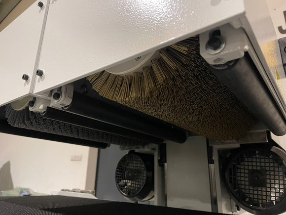 Šepetinės šlifavimo staklės VALMEC MASTER - Industry Solutions