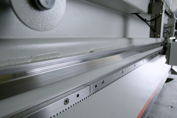 CNC apdribimo centras HOLZ-HER DYNESTIC 7507 Classic - Industry Solutions