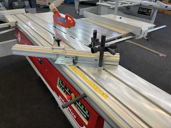 Formatinio pjovimo staklės Gold Plus 3200 Tiptronic - Industry Solutions