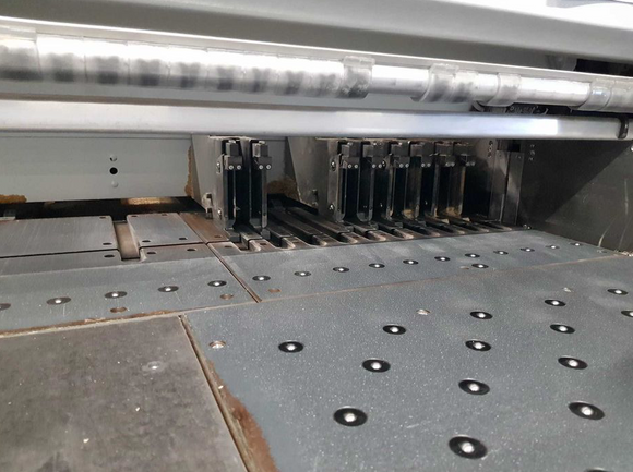 Supjovimo centras Holzma HPP 350/43/43 - Industry Solutions