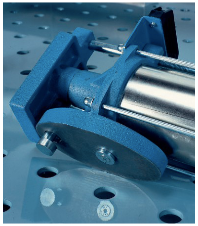 Universalus pneumatinis - surinkimo presas STROMAB STC-B 2500