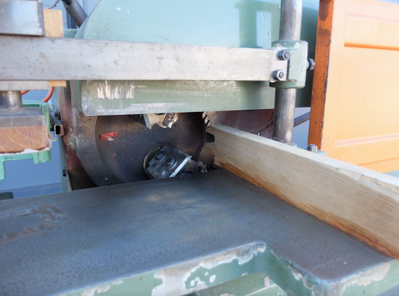 Dygiavimo-frezavimo staklės