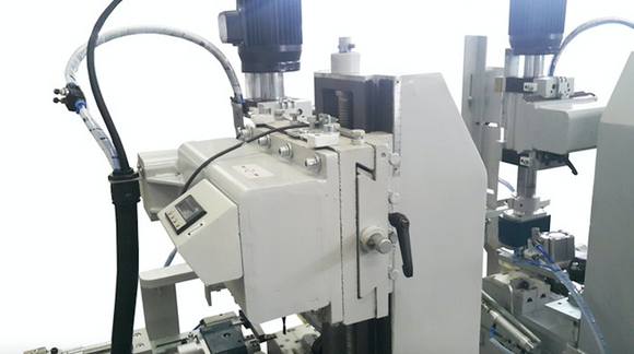 Naujos daugiašpindelinės gręžimo staklės Expert 1+1 - Industry Solutions